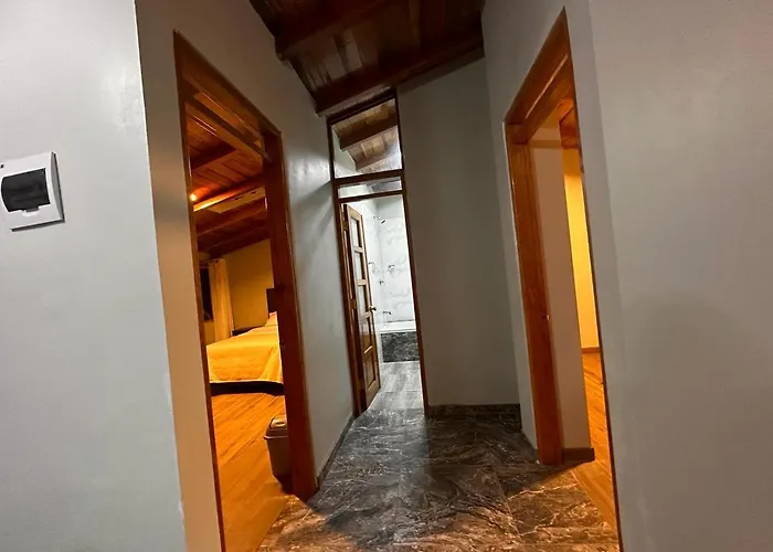 Rumiwasi Boutique * Ollantaytambo