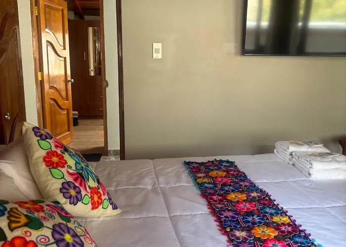 Rumiwasi Boutique Ollantaytambo